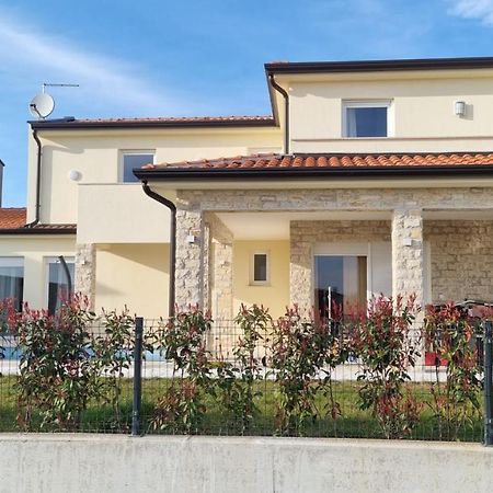 Villa Robert Kastelir Exterior photo